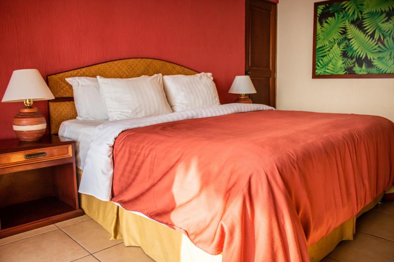 Camino Real Tikal‎ Hotell El Remate Eksteriør bilde