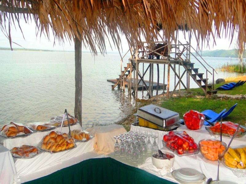 Camino Real Tikal‎ Hotell El Remate Eksteriør bilde